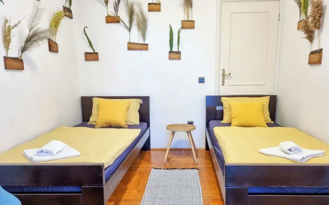 Red Clay SPA Apartments
