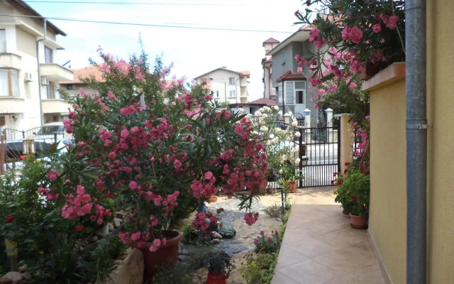 Guest house Stoyanovi