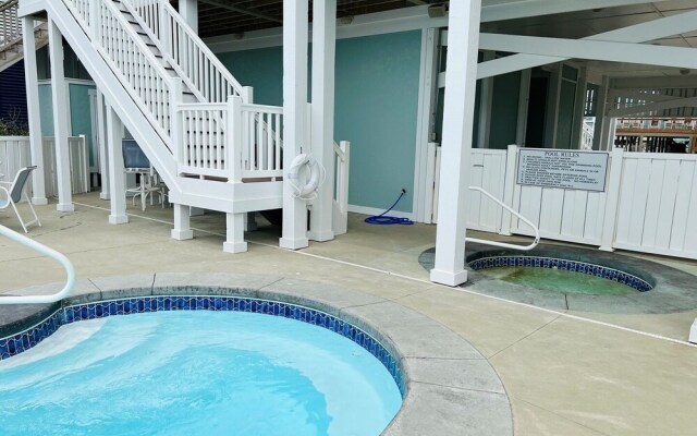 287 Obw 6 Bedroom Home by RedAwning