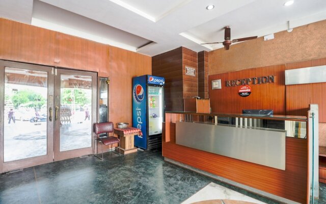 Oyo 46437 Malik Regency