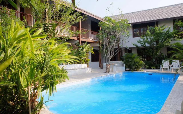 TR Residence