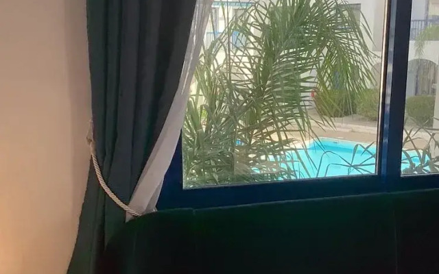 Paphos Blue Tasteful Apartment Complex Pool View