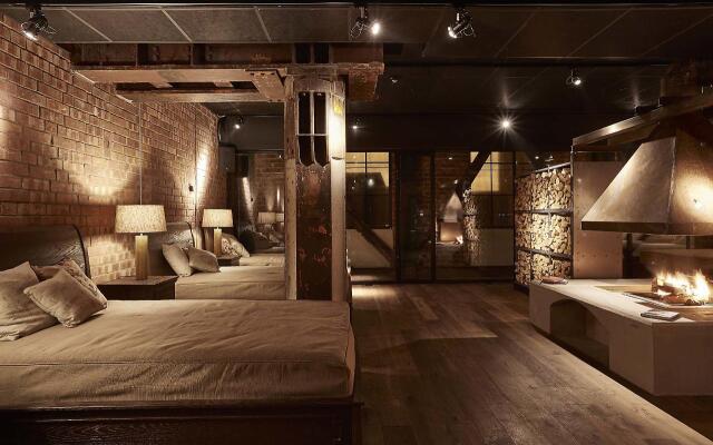The Steam Hotel
