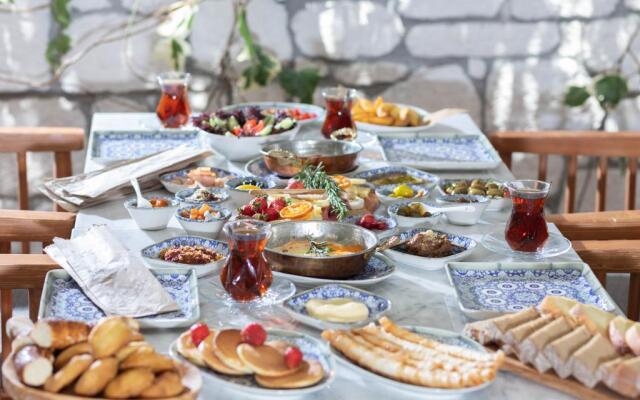 Dafni Plus Hotel Sigacik