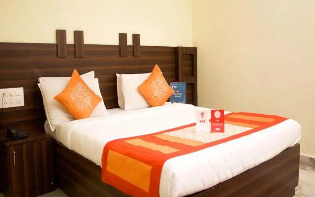 Shree Darshini Guest House by OYO Rooms