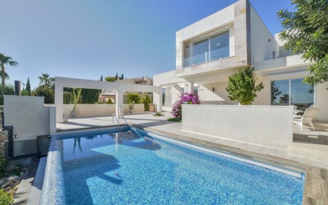 Villa in Calpe - 104269 by MO Rentals