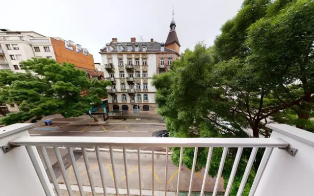 Petite France with 1 free parking