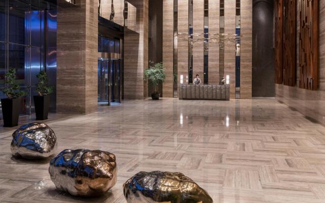 Hyatt Regency Shanghai, Wujiaochang