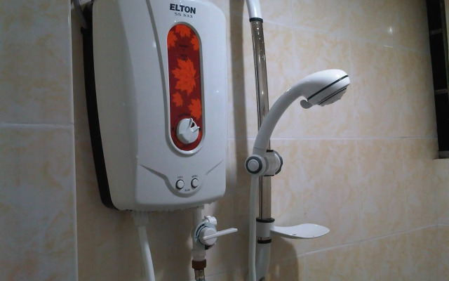 Submarine Guest House Central Market - Hostel