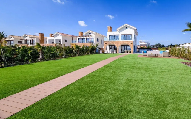 Serenity Seafront Villa