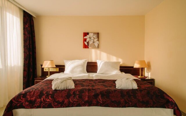 Grand Hotel Sole (ex. Hotel Golden Hoffer & Best Western Hotel Dituria)