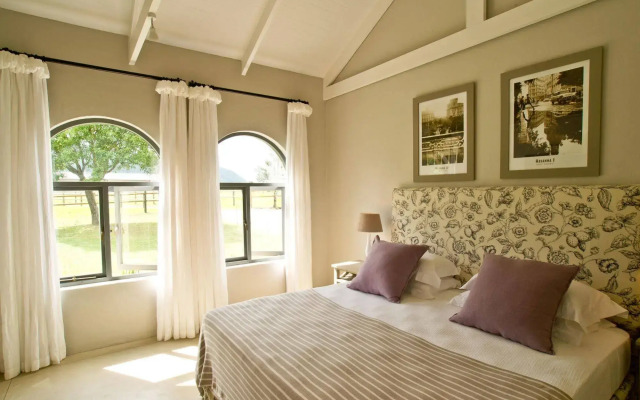 Country House at Kay & Monty