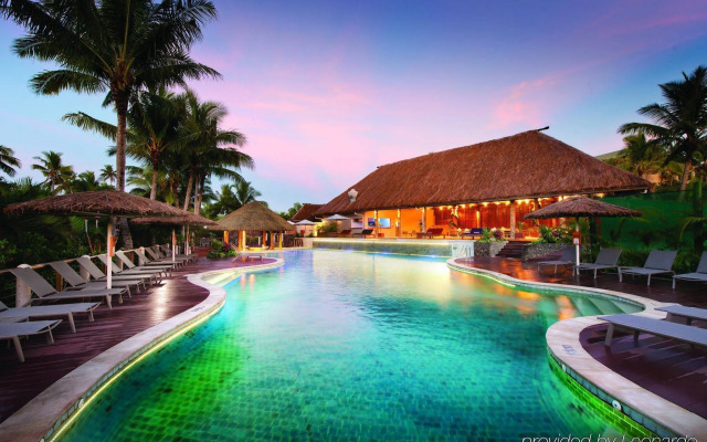 OUTRIGGER Fiji Beach Resort