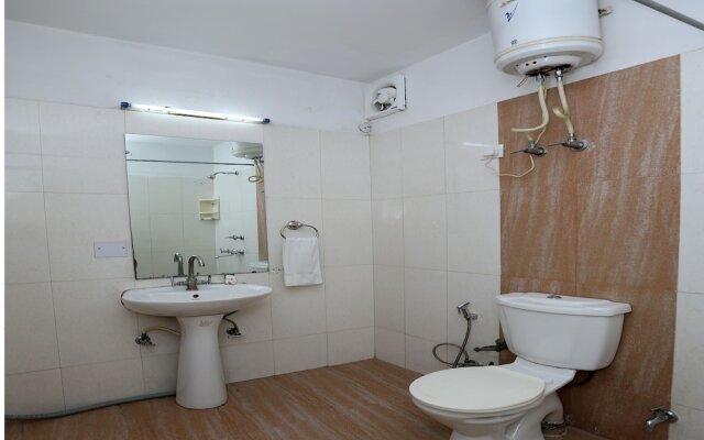 OYO 9299 DLF Phase 4