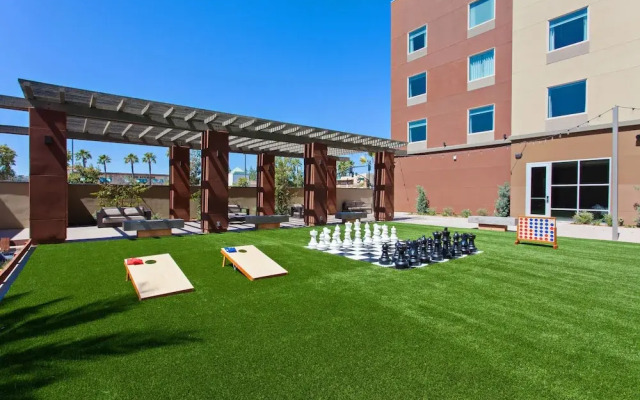 Courtyard San Diego El Cajon