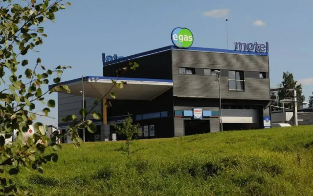 Egas Motel