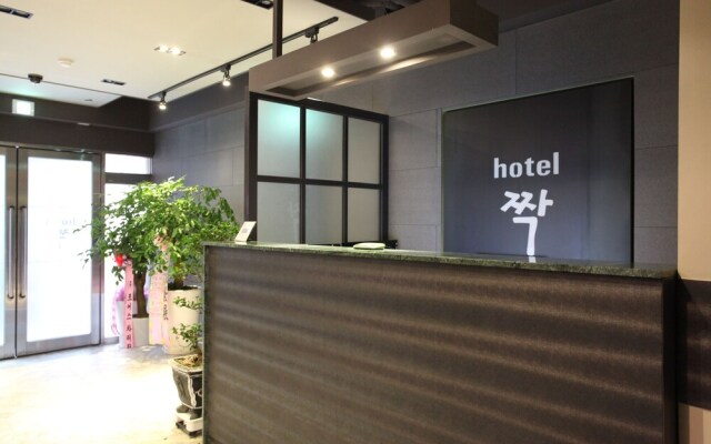 Hotel Zzac Sinlim