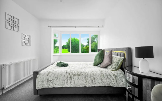 The Rock, Solihull Retreat Birmingham Airport