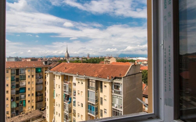 Vanchiglia Cozy Flat with Terrace and City View
