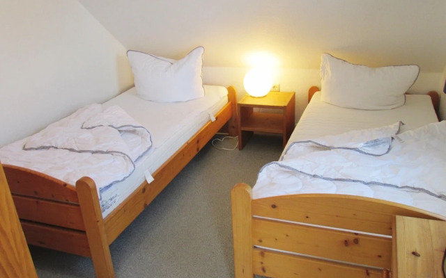 Doppelhaushaelfte mit Windgeschuetzter Terrasse