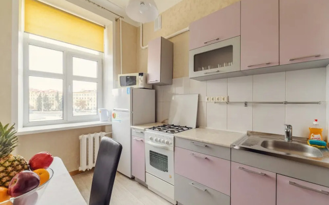 Cozy apartment on Independence Avenue