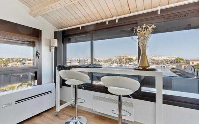 Studio naturiste venus panoramic view