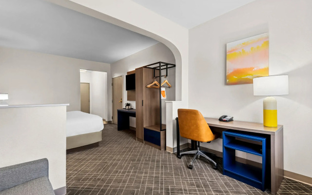 Comfort Suites Denver North - Westminster