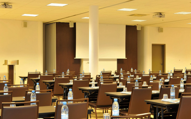 Mövenpick Resort Lamantin Saly