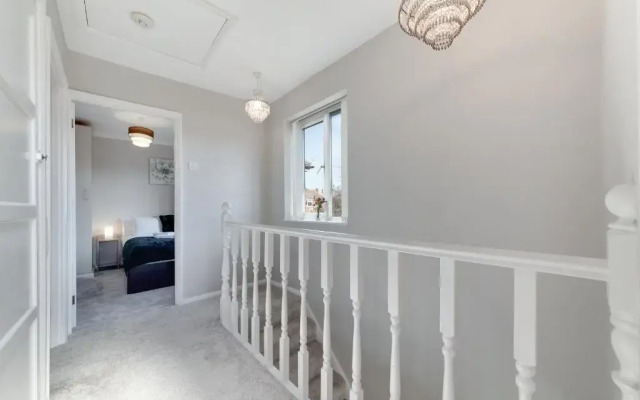 Suites by Rehoboth - Eton House - Orpington