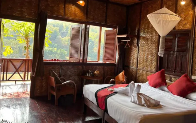 Mekong Riverside Lodge