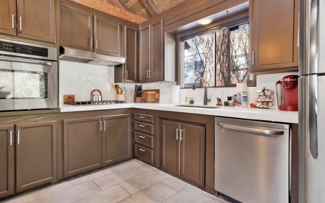 Moose Mountain Manor #2462