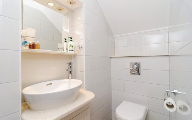 Stunning Home in Dubrovnik With Wifi and 2 Bedrooms