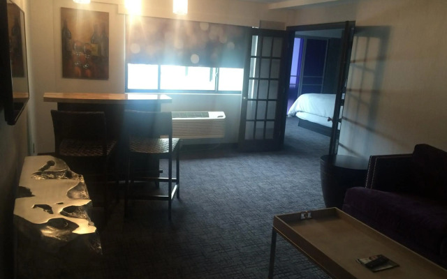 Royal Regency Hotel