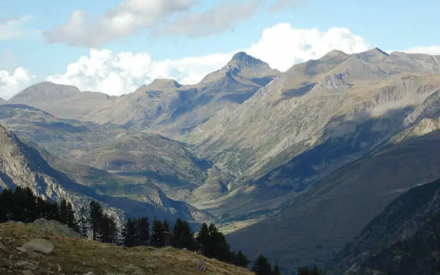 Hostau Era Claverola