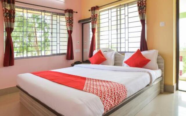 OYO 15679 Hotel Gloria