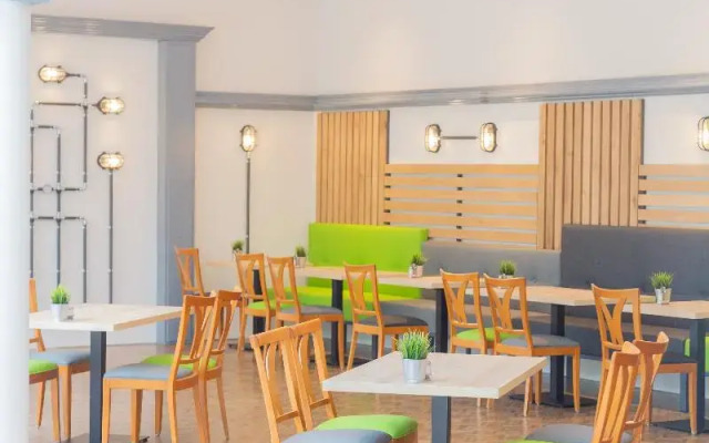 Das Ebertor Hotel & Hostel