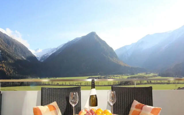 Cosy Apartment in Neukirchen am Großvenediger With Balcony