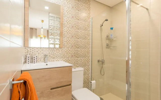 Malagasuite Bajondillo Beach Apartment