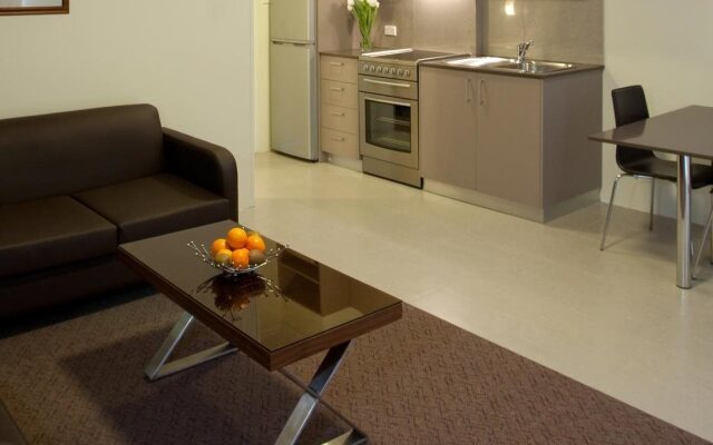 Central Motel & Apartments, Best Western Signature Collection