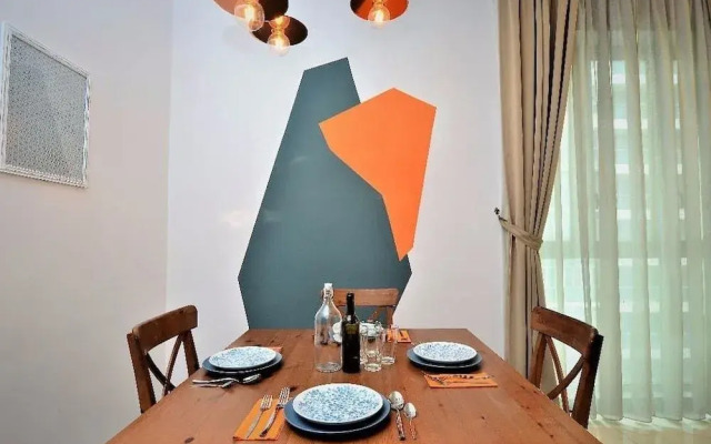 Marc A-23A-10 by SYNC