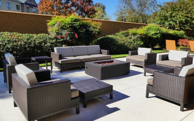 Courtyard by Marriott Chesapeake