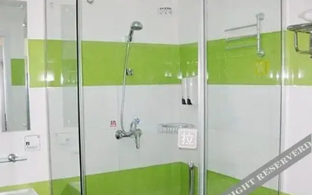 7Days Inn Chain Hotel (Wuxi Shuofang Airport)