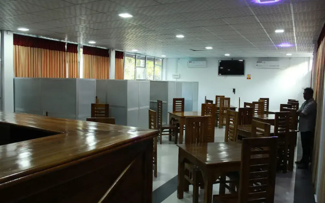 Ananthi Hotels