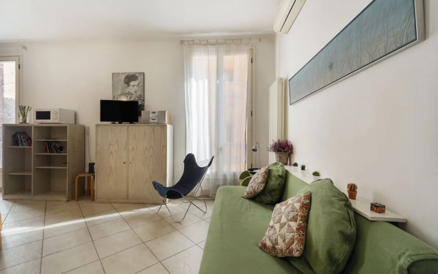 University Fancy Green House