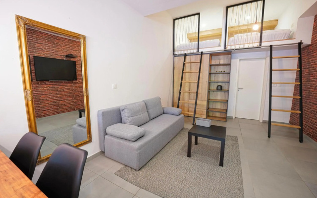 Aroma Apartments