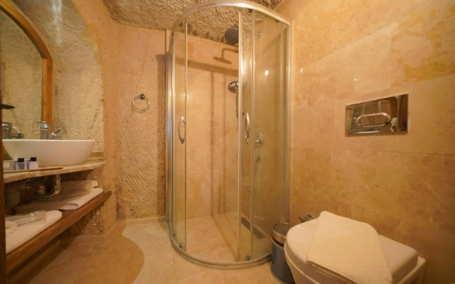 Maya Cave Hotel