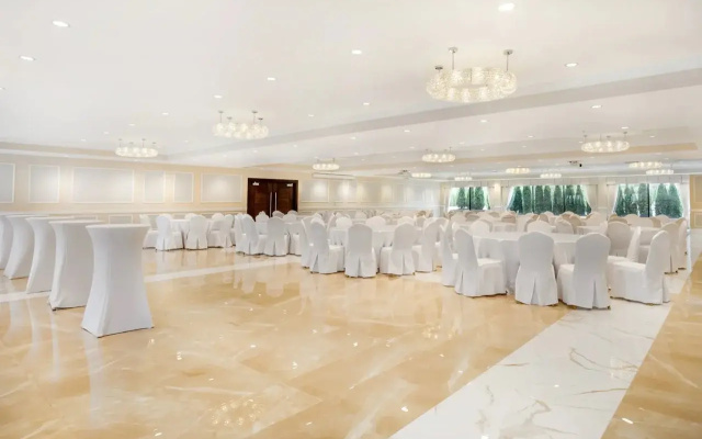 Clarion Inn