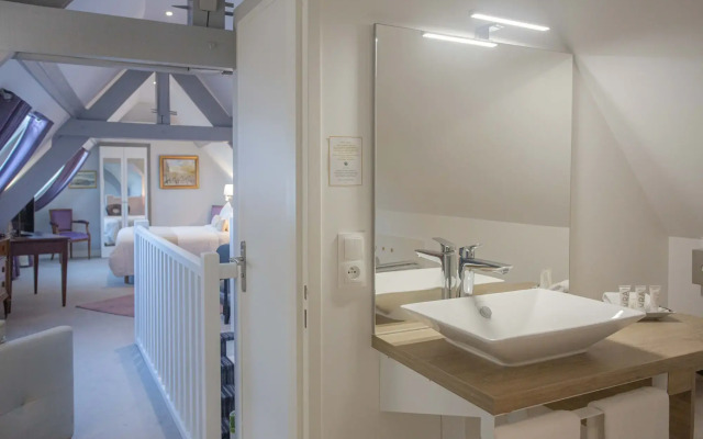 Hôtel Au Charme Rabelaisien