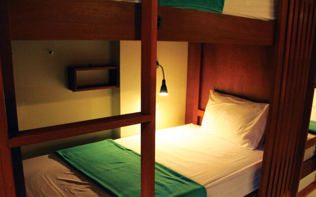 Phangan Pearl Hostel