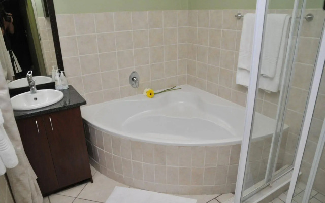 Summer Garden Guest House and Self Catering Apartments